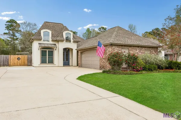 $360,000 | 14169 Twelve Oaks Drive, Walker, LA 70785