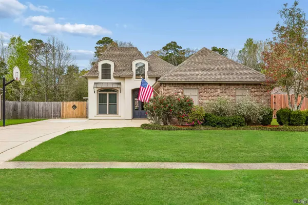 $360,000 | 14169 Twelve Oaks Drive, Walker, LA 70785