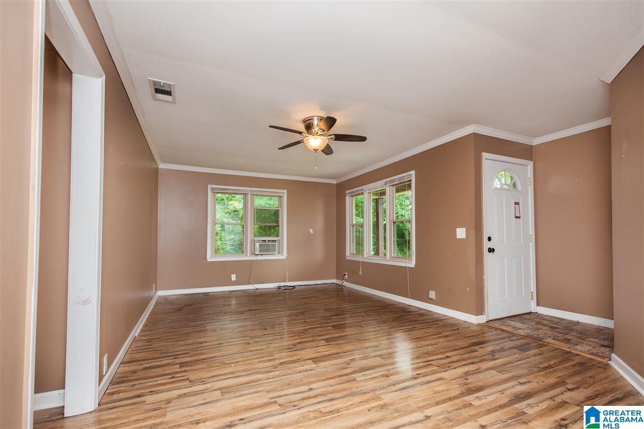 601 Elm Street Southwest Bessemer, AL 35022 - Photo 3 of 26