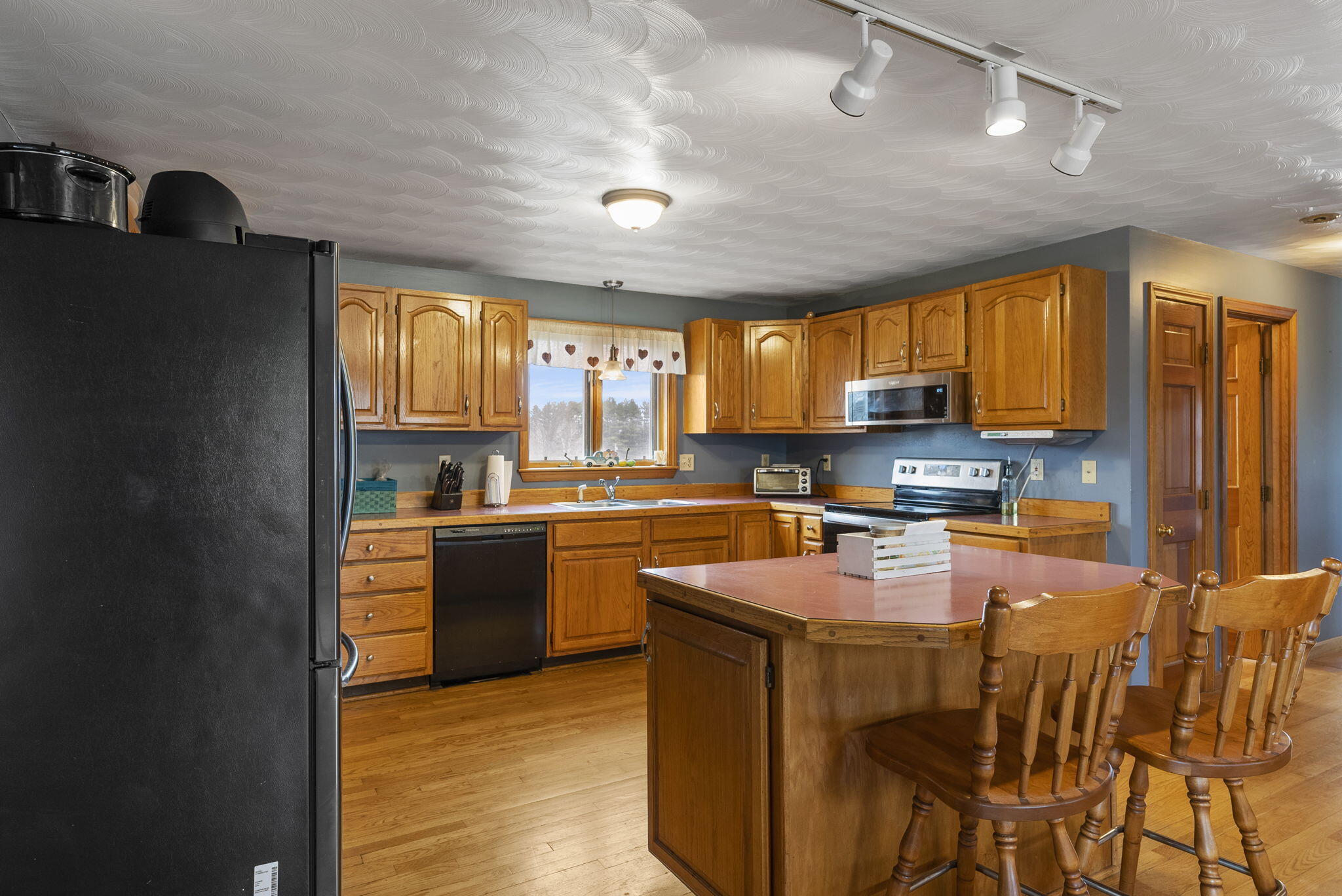 241 Gray Road Gorham, ME 04038 - Photo 7 of 49 24-web-or-mls-DSC07130