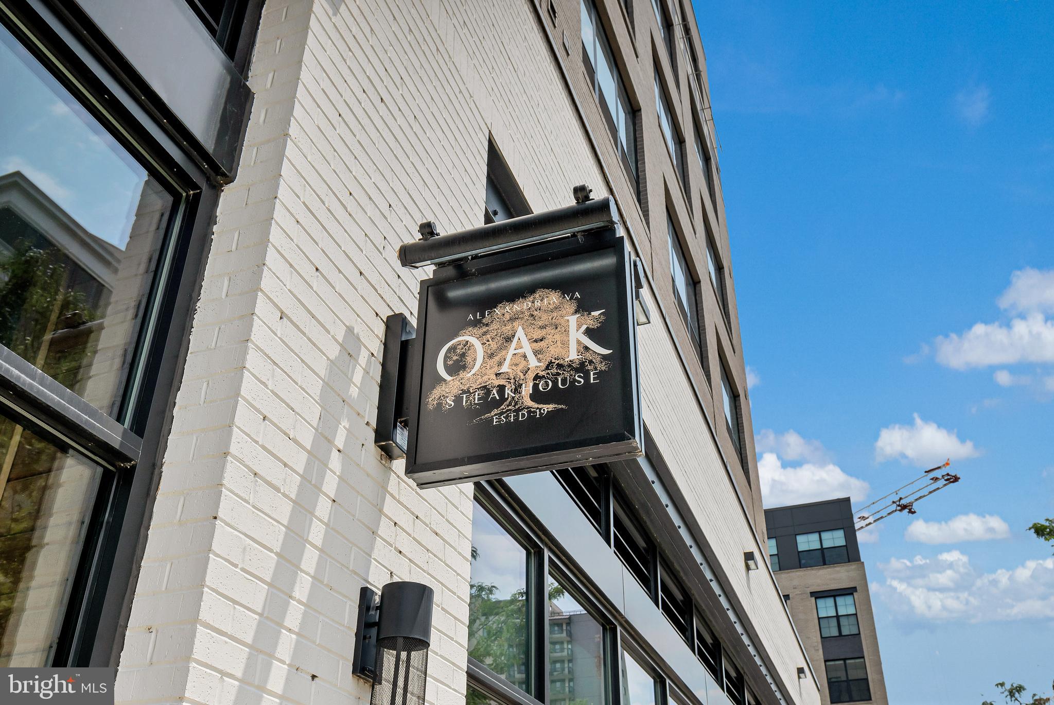 713 Carpenter Road Alexandria, VA 22314 - Photo 52 of 65 Oak Steakhouse