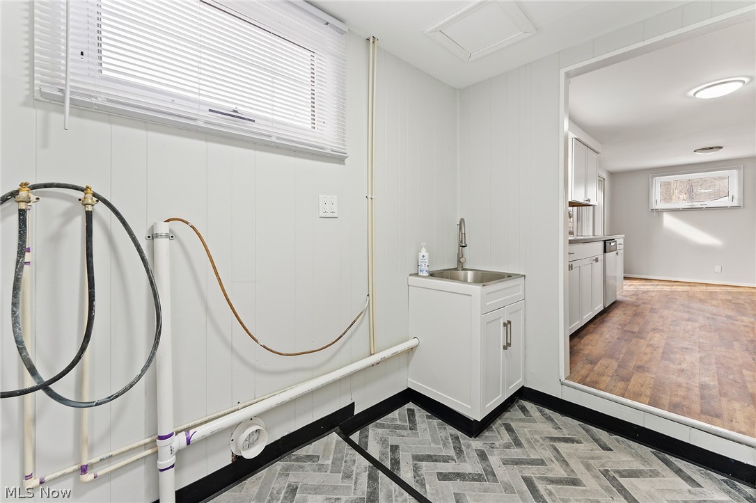 1706 Keefer Road Girard, OH 44420 - Photo 12 of 23 Gallery Image 12