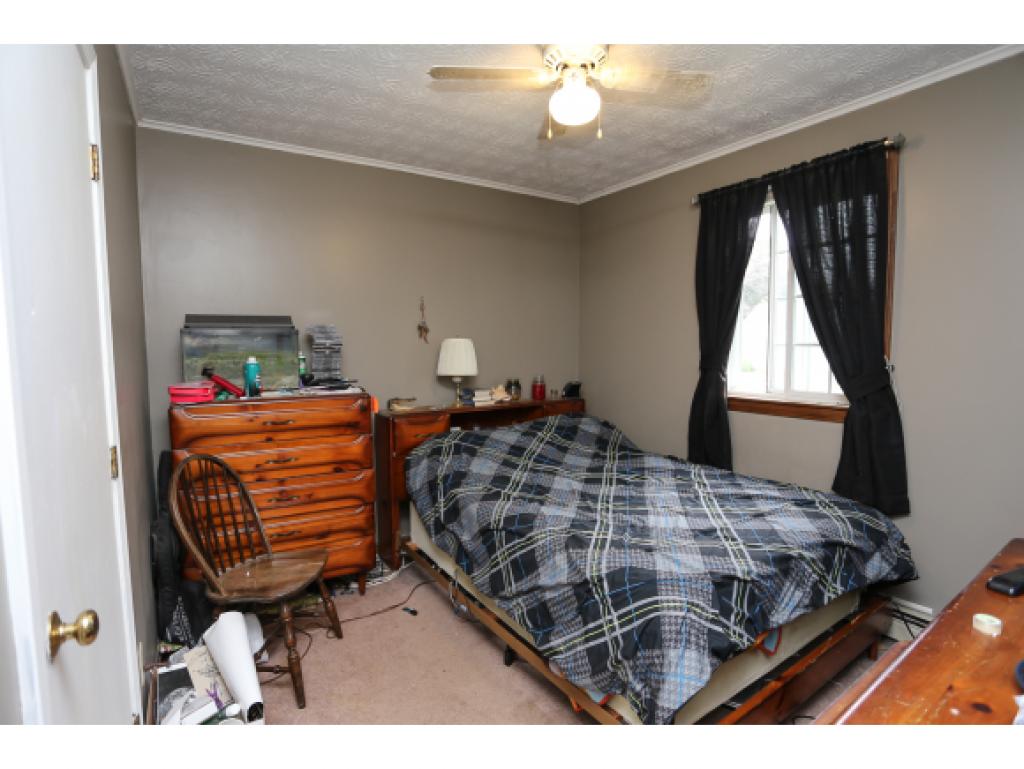 349 South Mammoth Road Manchester, NH 03109 - Photo 13 of 21