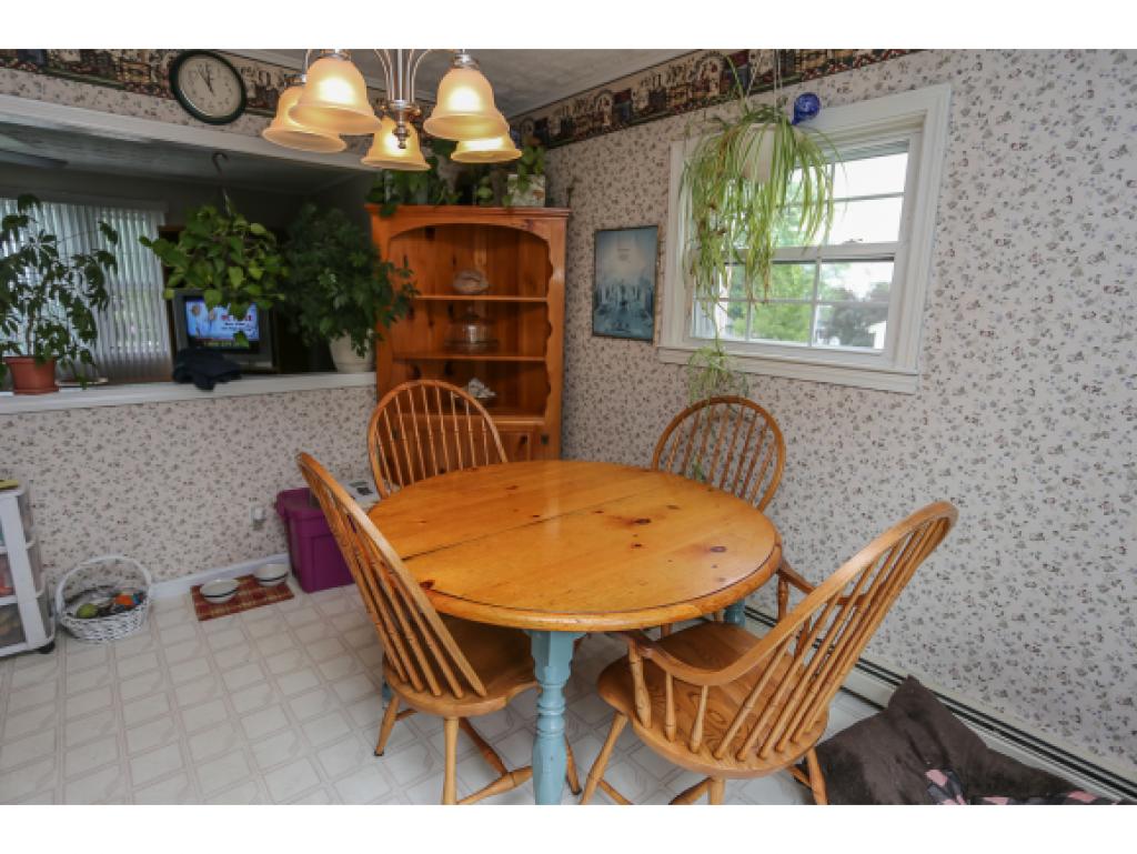 349 South Mammoth Road Manchester, NH 03109 - Photo 18 of 21