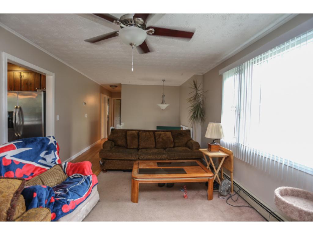 349 South Mammoth Road Manchester, NH 03109 - Photo 8 of 21