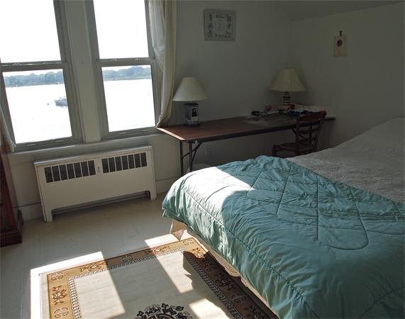 76 Maple Street Warren, RI 02885 - Photo 11 of 12