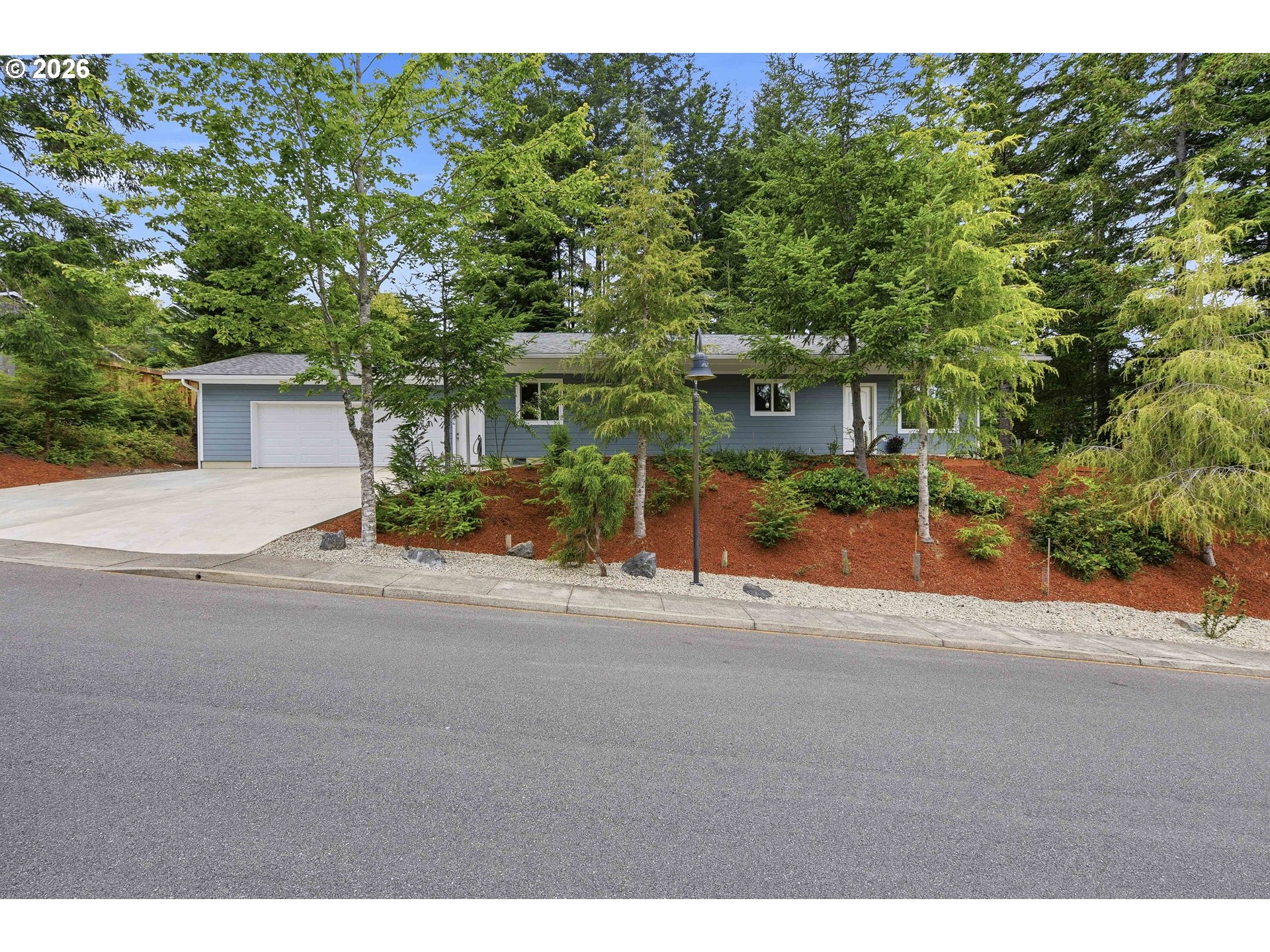 2256 Timberline Drive Coos Bay, OR 97420 - Photo 2 of 44