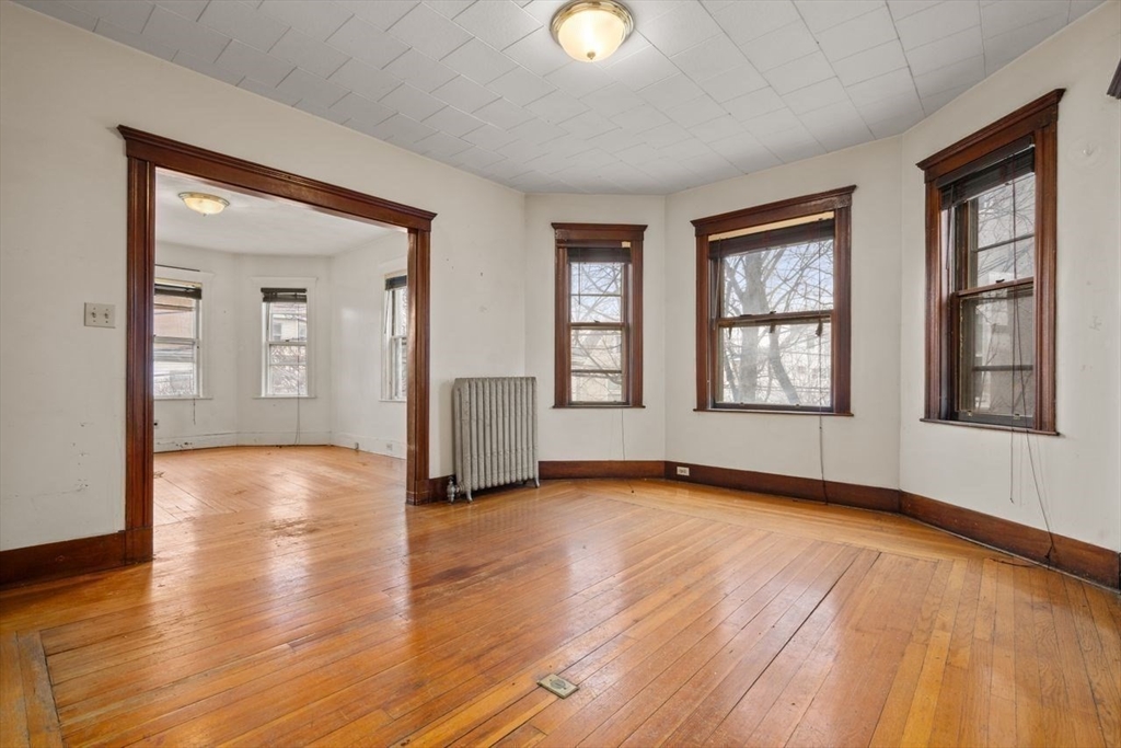 29 Main Street, Unit 1 Somerville, MA 02145 - Photo 6 of 21