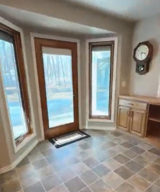 716 Sunset Road Marinette, WI 54143 - Photo 17 of 53