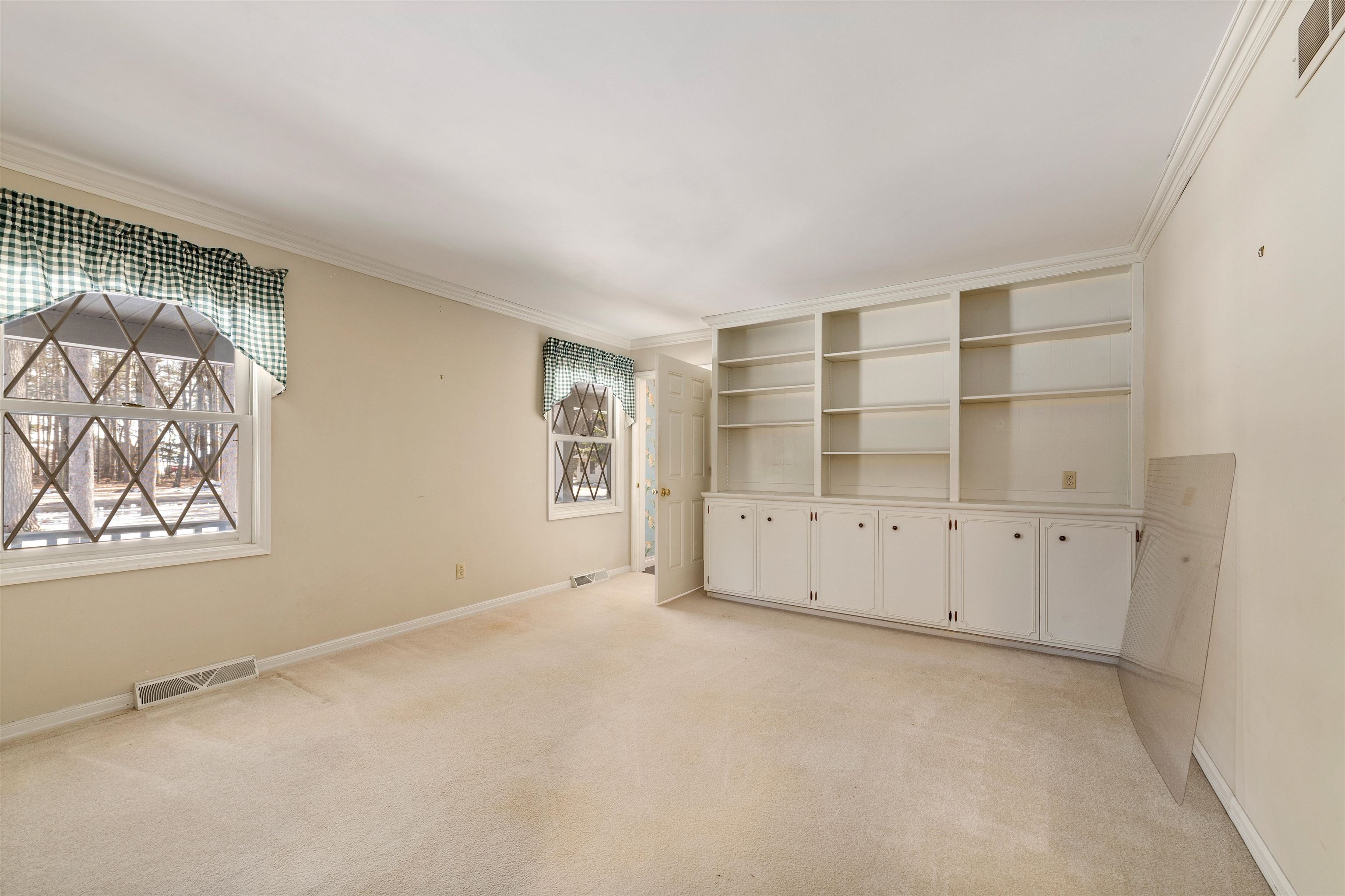 716 Sunset Road Marinette, WI 54143 - Photo 24 of 53