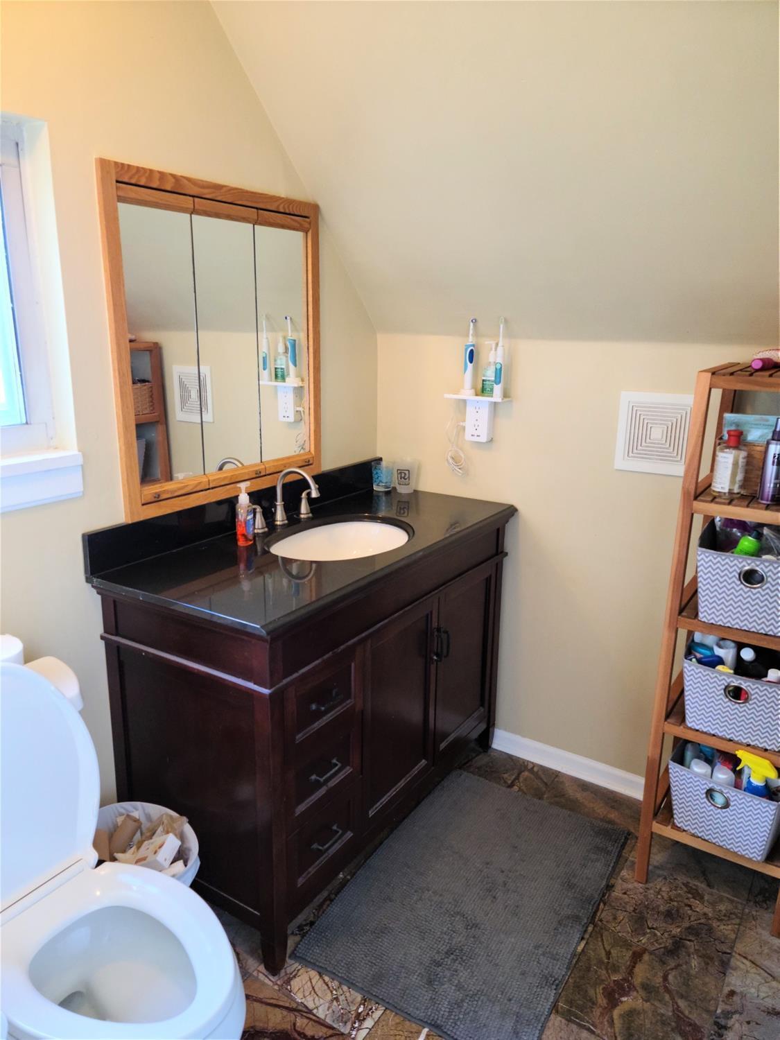 2628 Madison Road Cincinnati, OH 45208 - Photo 19 of 47 Gallery Image 19