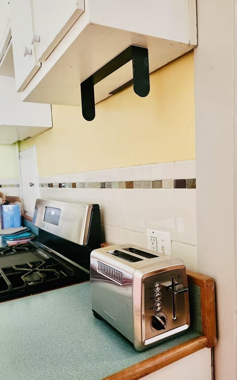 5 Cooney Street, Unit 3 Somerville, MA 02143 - Photo 14 of 23