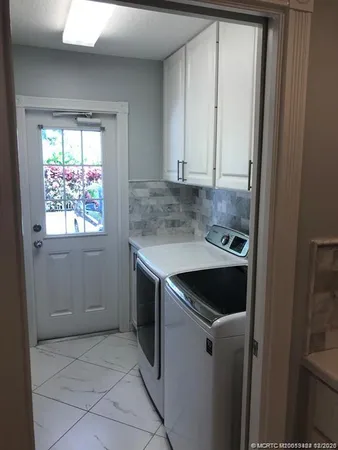 a close view of utility and utility room