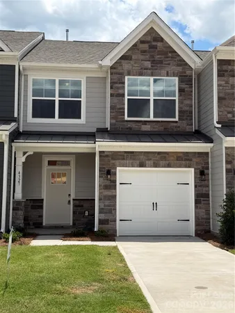 $2,450 | 4327 Black Court, Unit 208, Harrisburg, NC 28075