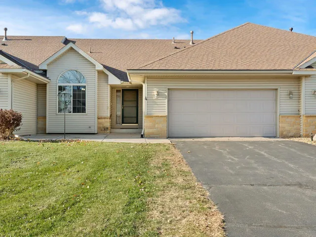 $309,900 | 4 Egret Lane, Elysian, MN 56028