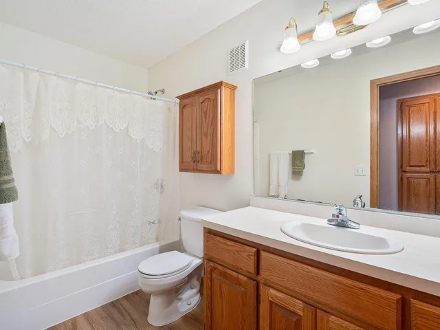 $309,900 | 4 Egret Lane, Elysian, MN 56028