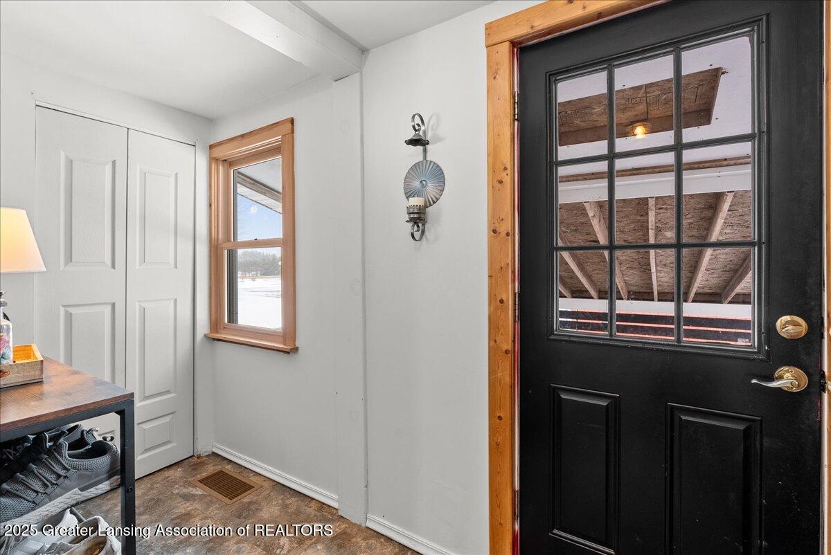 608 West Harper Road Mason, MI 48854 - Photo 27 of 54 19-Media Jett - 30