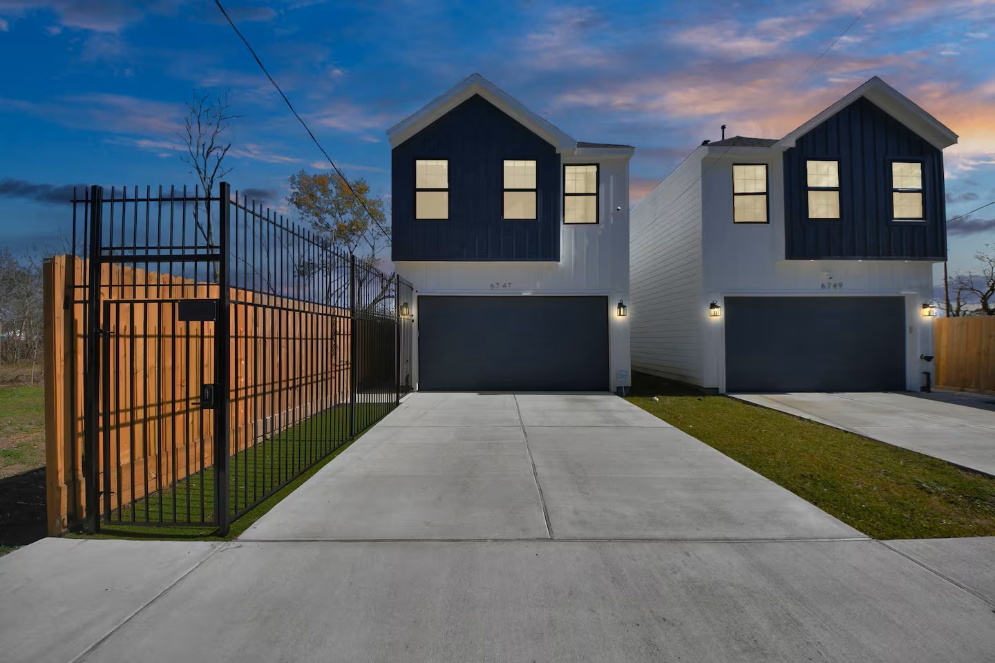6747 Peerless Street Houston, TX 77021 - Photo 2 of 33 a front view of a house with a yard