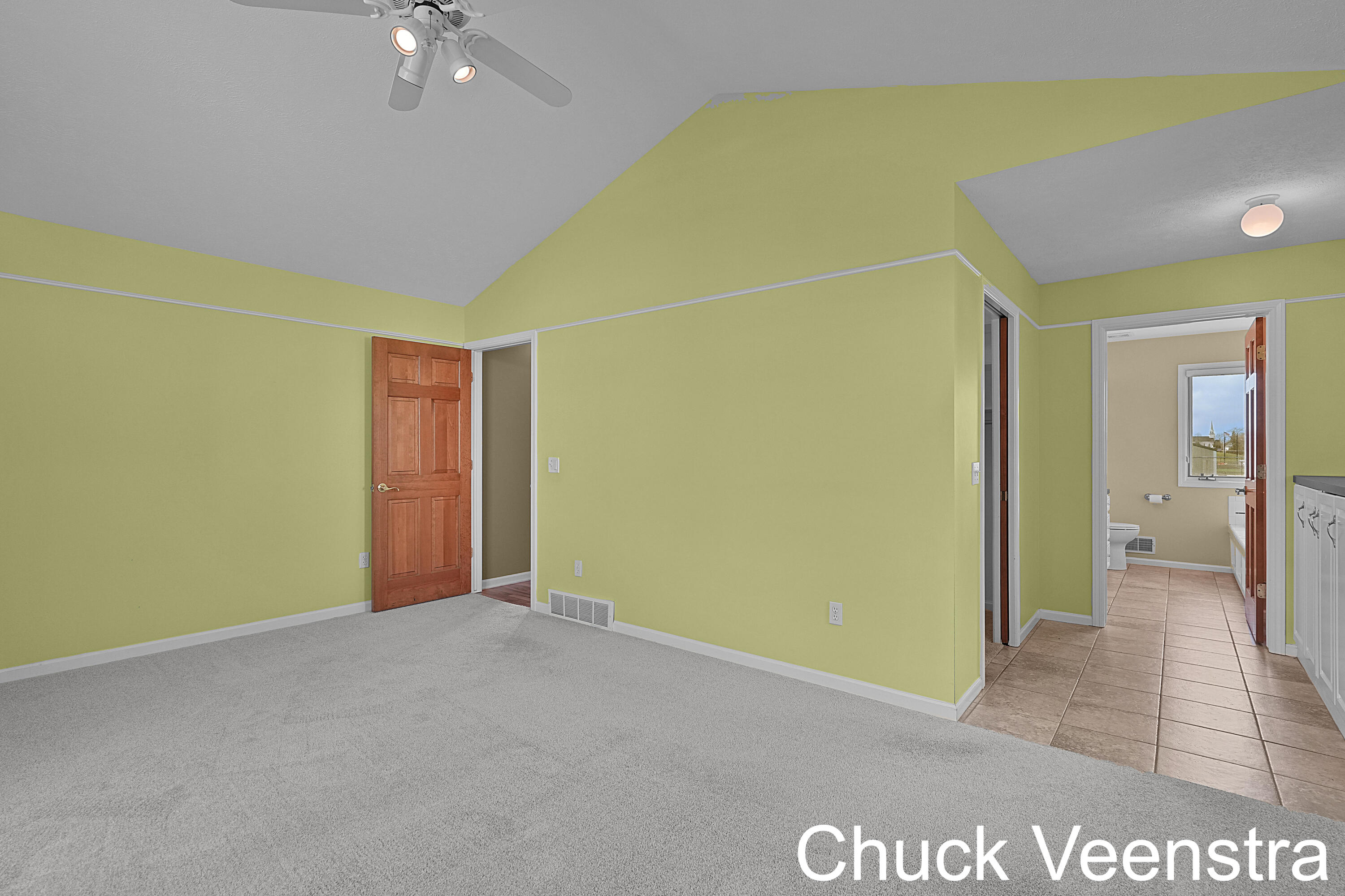 8519 Ridgebluff Drive Southwest Byron Center, MI 49315 - Photo 15 of 41 DSC06398