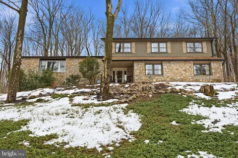 $795,000 | 3066 Cloverly Drive, Furlong, PA 18925