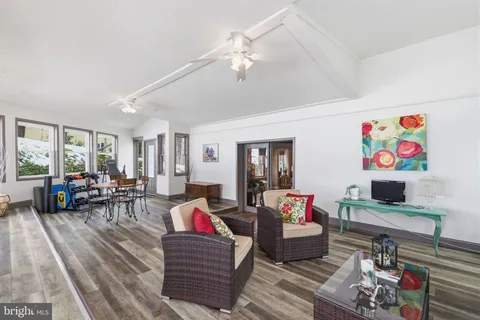 $795,000 | 3066 Cloverly Drive, Furlong, PA 18925