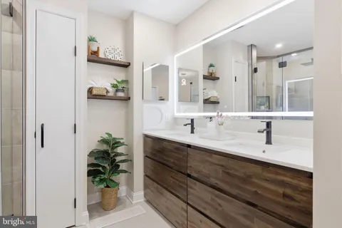 $795,000 | 3066 Cloverly Drive, Furlong, PA 18925