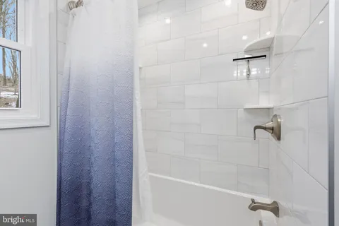 $795,000 | 3066 Cloverly Drive, Furlong, PA 18925