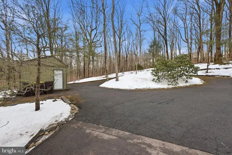 $795,000 | 3066 Cloverly Drive, Furlong, PA 18925