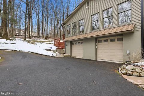 $795,000 | 3066 Cloverly Drive, Furlong, PA 18925