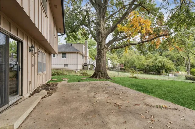 $375,000 | 12640 Oakmont Drive, Kansas City, MO 64145