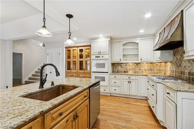 $375,000 | 12640 Oakmont Drive, Kansas City, MO 64145