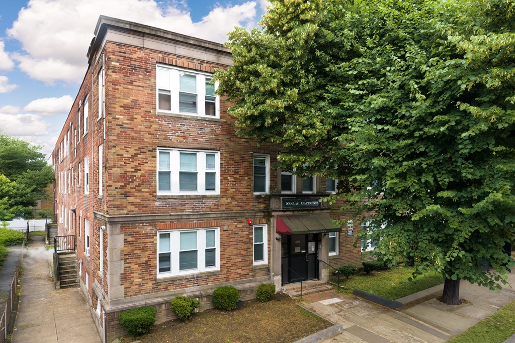 77 Green Street Lynn, MA 01902 - Photo 1 of 12