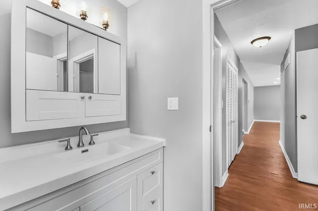 $399,900 | 58155 Beehler Road, Osceola, IN 46561