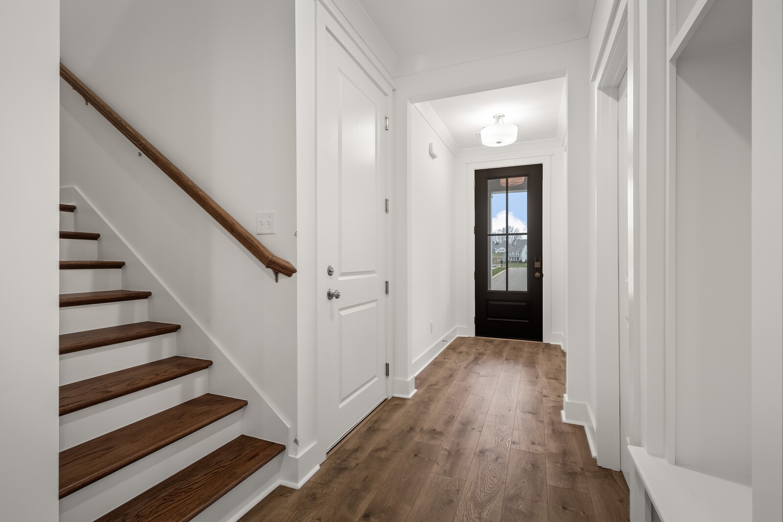 650 Conifer Drive Spring Hill, TN 37174 - Photo 5 of 37