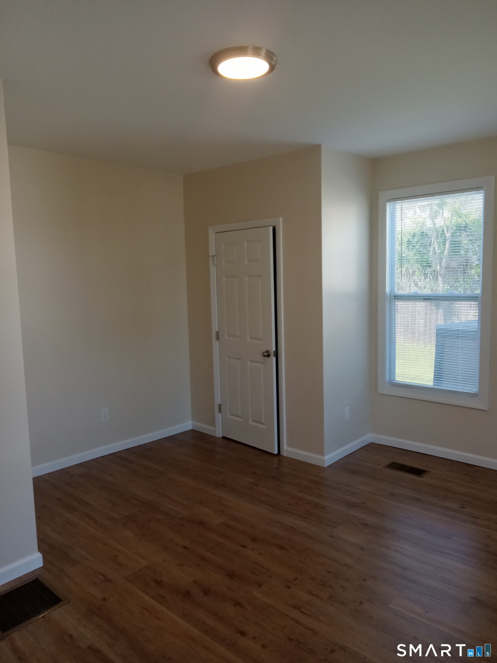 48 Prospect Street Meriden, CT 06451 - Photo 8 of 14