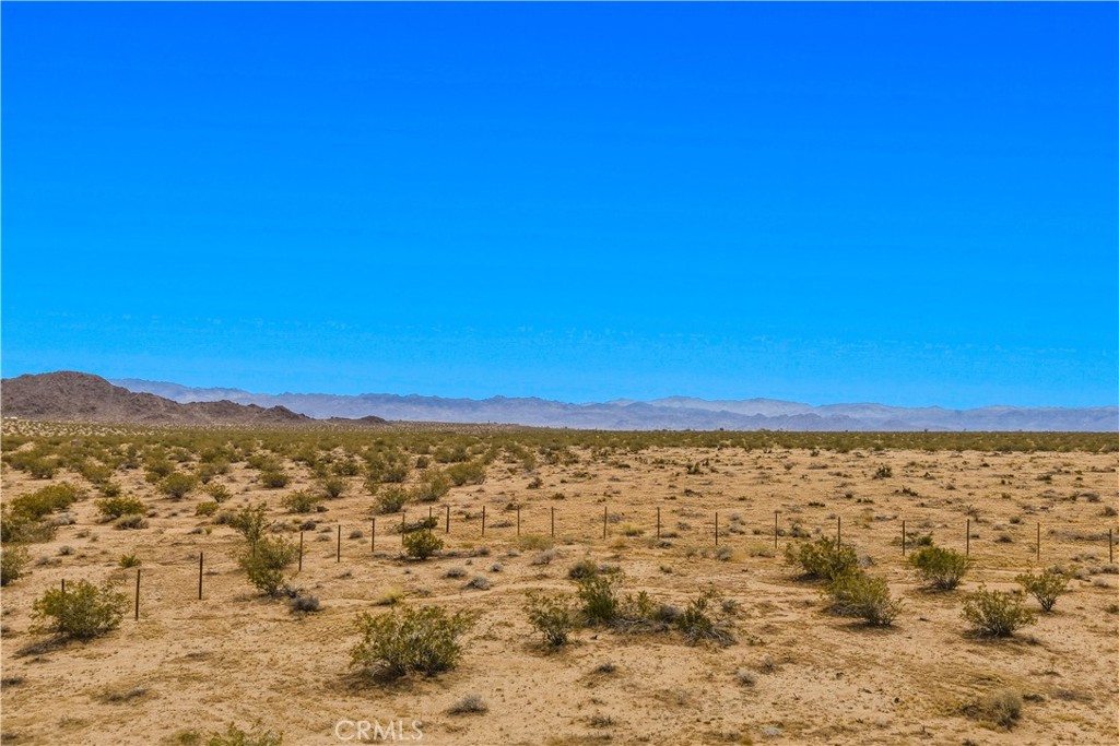 62653 Del Oro Road Joshua Tree, CA 92252 - Photo 14 of 34