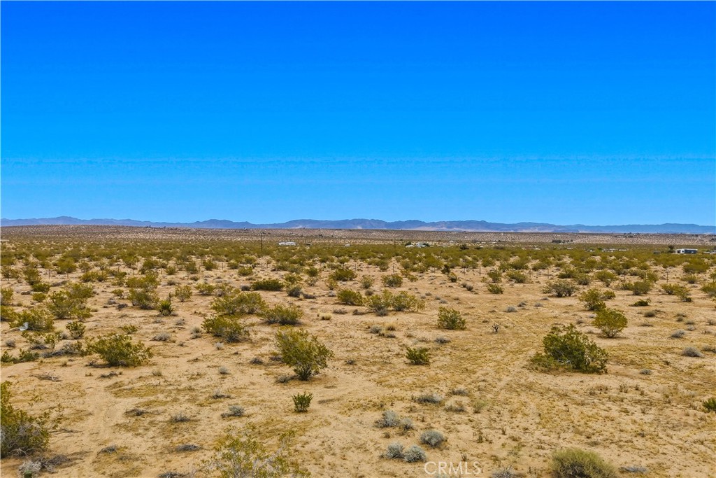 62653 Del Oro Road Joshua Tree, CA 92252 - Photo 18 of 34
