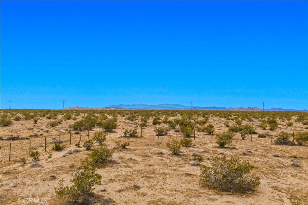 62653 Del Oro Road Joshua Tree, CA 92252 - Photo 20 of 34