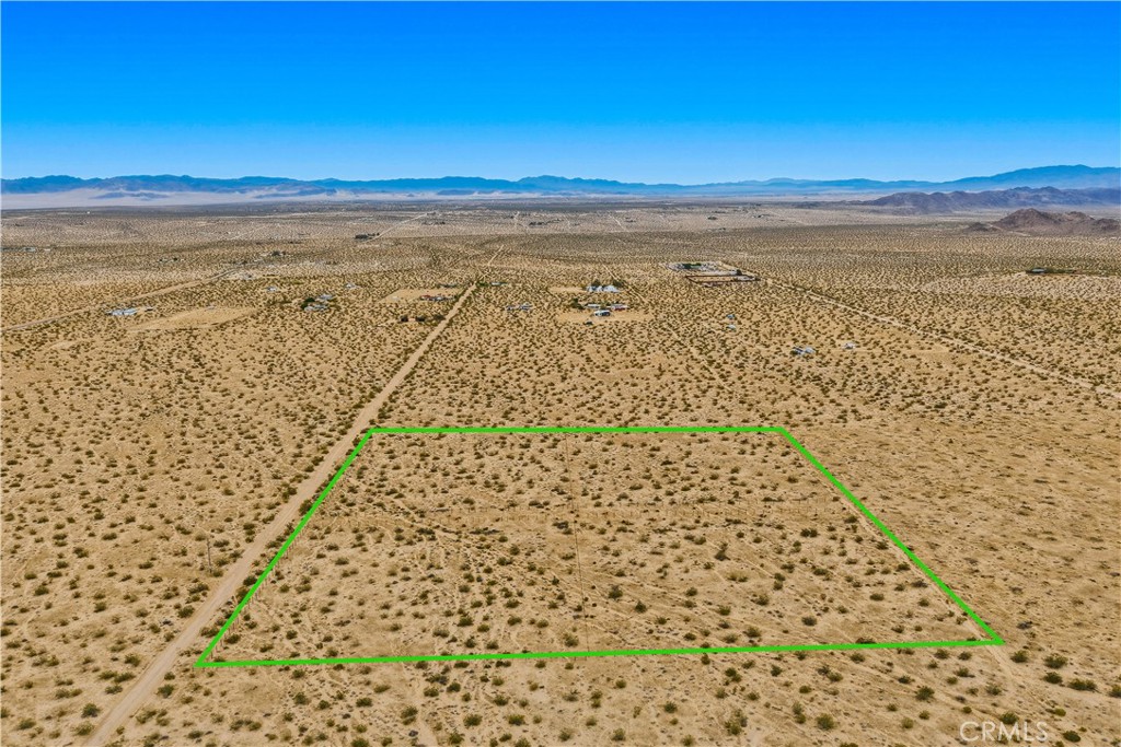62653 Del Oro Road Joshua Tree, CA 92252 - Photo 5 of 34
