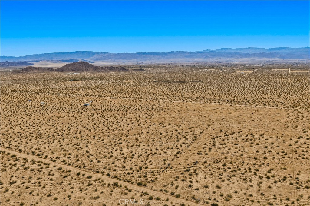 62653 Del Oro Road Joshua Tree, CA 92252 - Photo 10 of 34