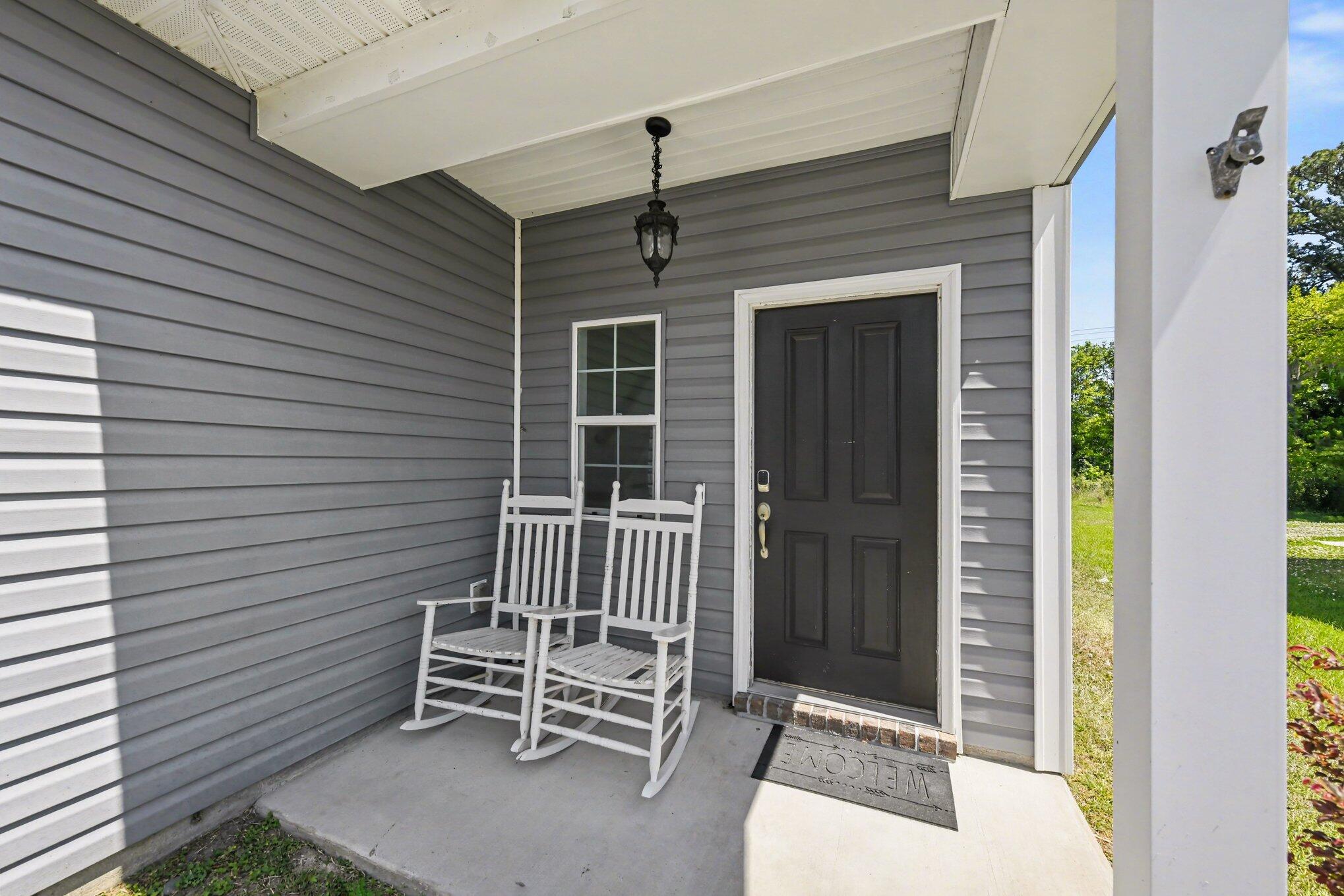 4062 Exploration Road Ladson, SC 29456 - Photo 5 of 39 005_file_5182