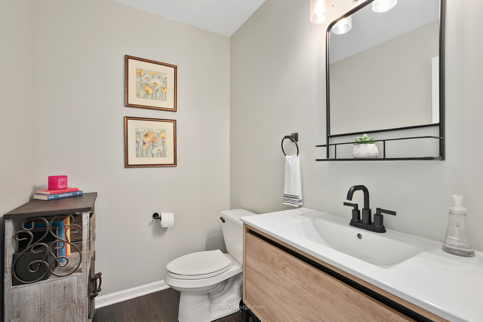 40 Zurich Court Crete, IL 60417 - Photo 17 of 40 a bathroom with a sink and a mirror