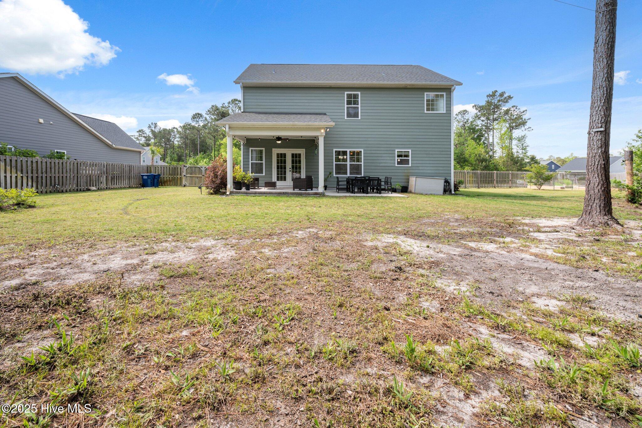 220 Canter Crest Road Hampstead, NC 28443 - Photo 32 of 37 large-01967795-19c7-7136-9111-fa81180613
