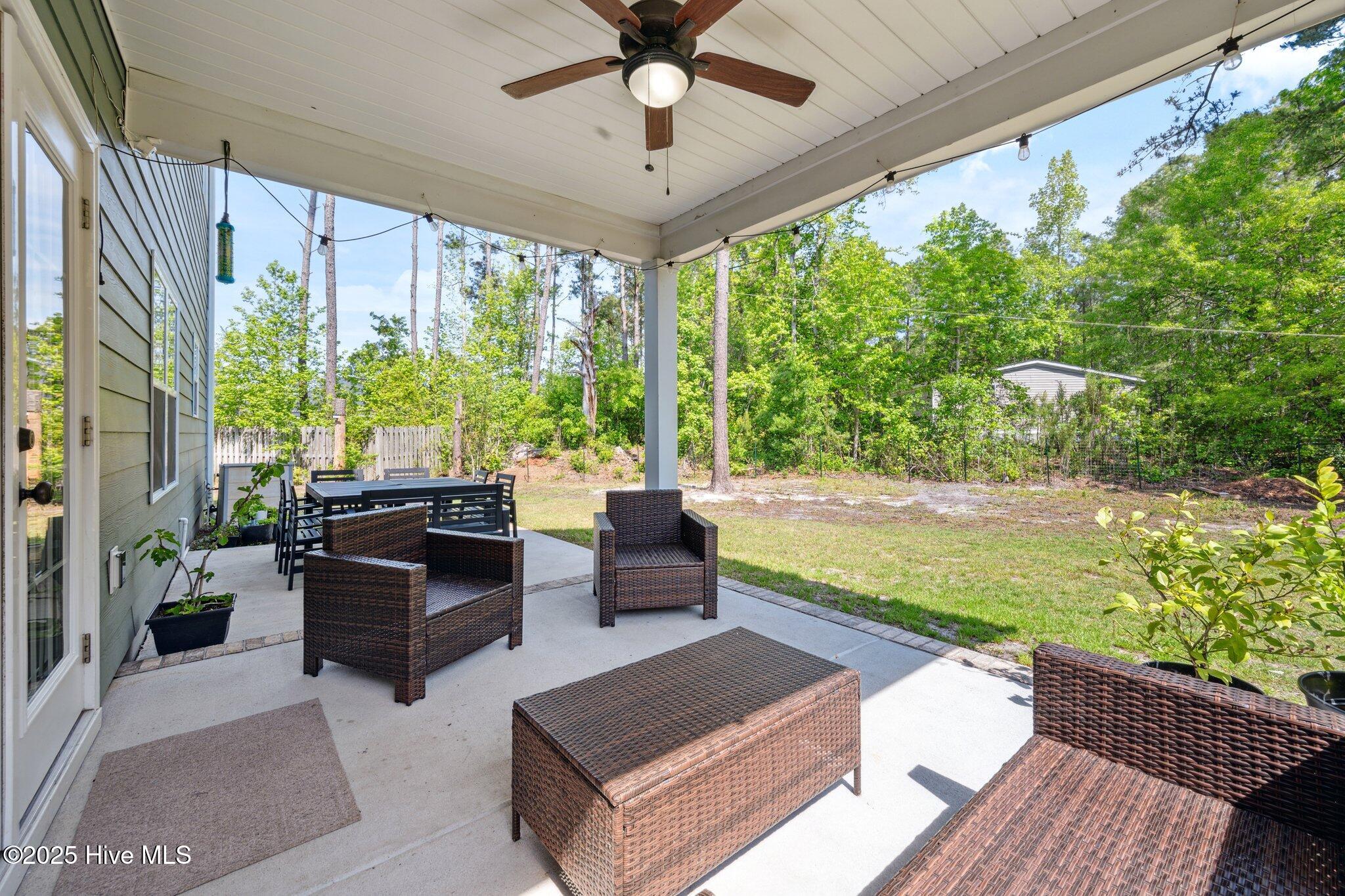 220 Canter Crest Road Hampstead, NC 28443 - Photo 33 of 37 large-01967795-1951-720a-9e62-25b6a128a7