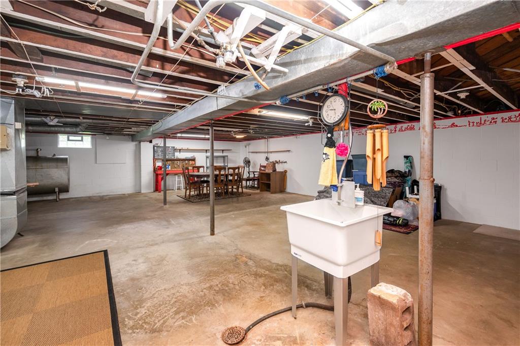 321 Palmer Road Edinburg, PA 16116 - Photo 27 of 32