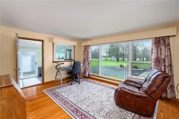 $279,000 | 321 Palmer Road, Edinburg, PA 16116