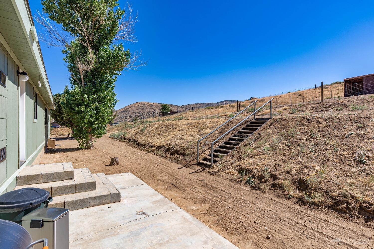 22100 Old Well Road Tehachapi, CA 93561 - Photo 24 of 46 Gallery Image 24