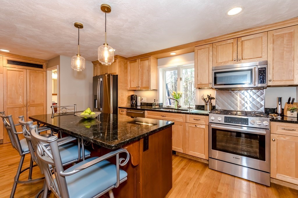 3 Phillips Road Sudbury, MA 01776 - Photo 7 of 26