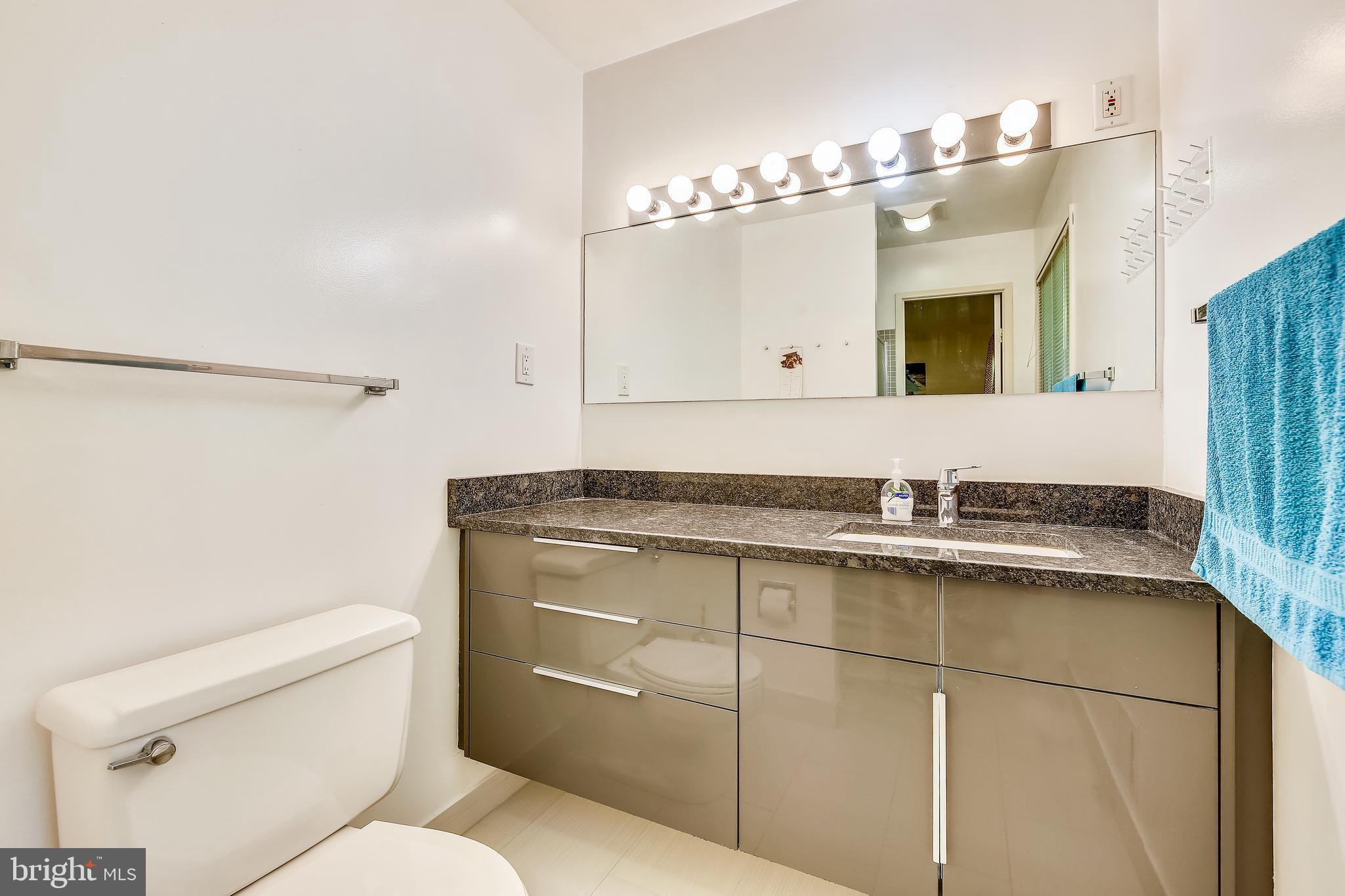 8008 Hamilton Spring Road Bethesda, MD 20817 - Photo 16 of 38