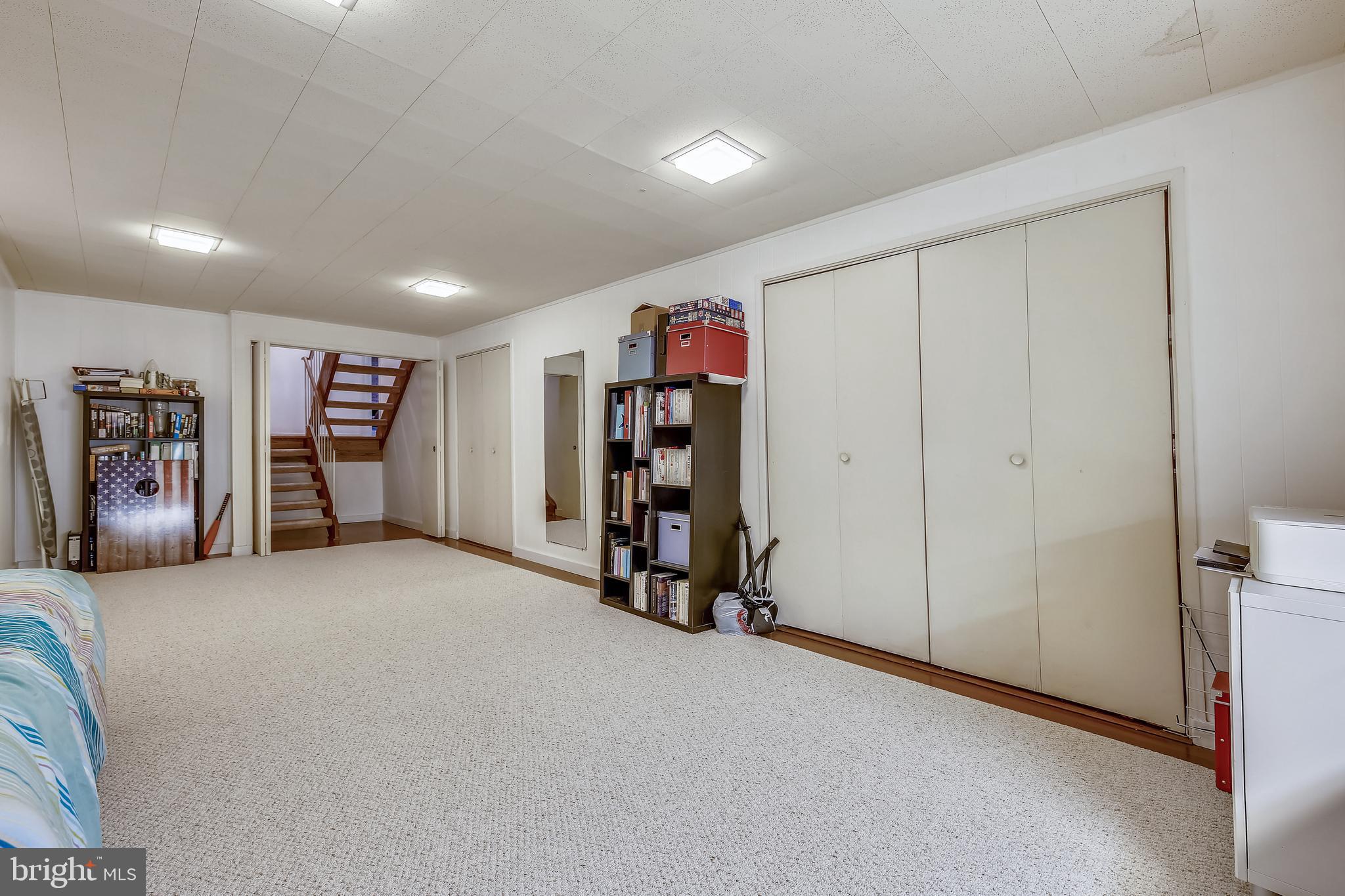 8008 Hamilton Spring Road Bethesda, MD 20817 - Photo 21 of 38